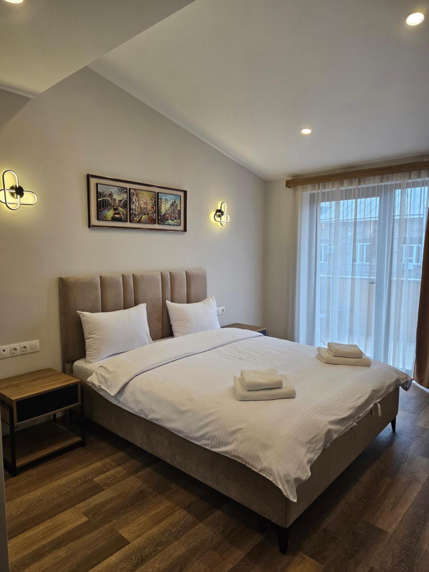 Hotel Avenue 30 Jereván Kültér fotó