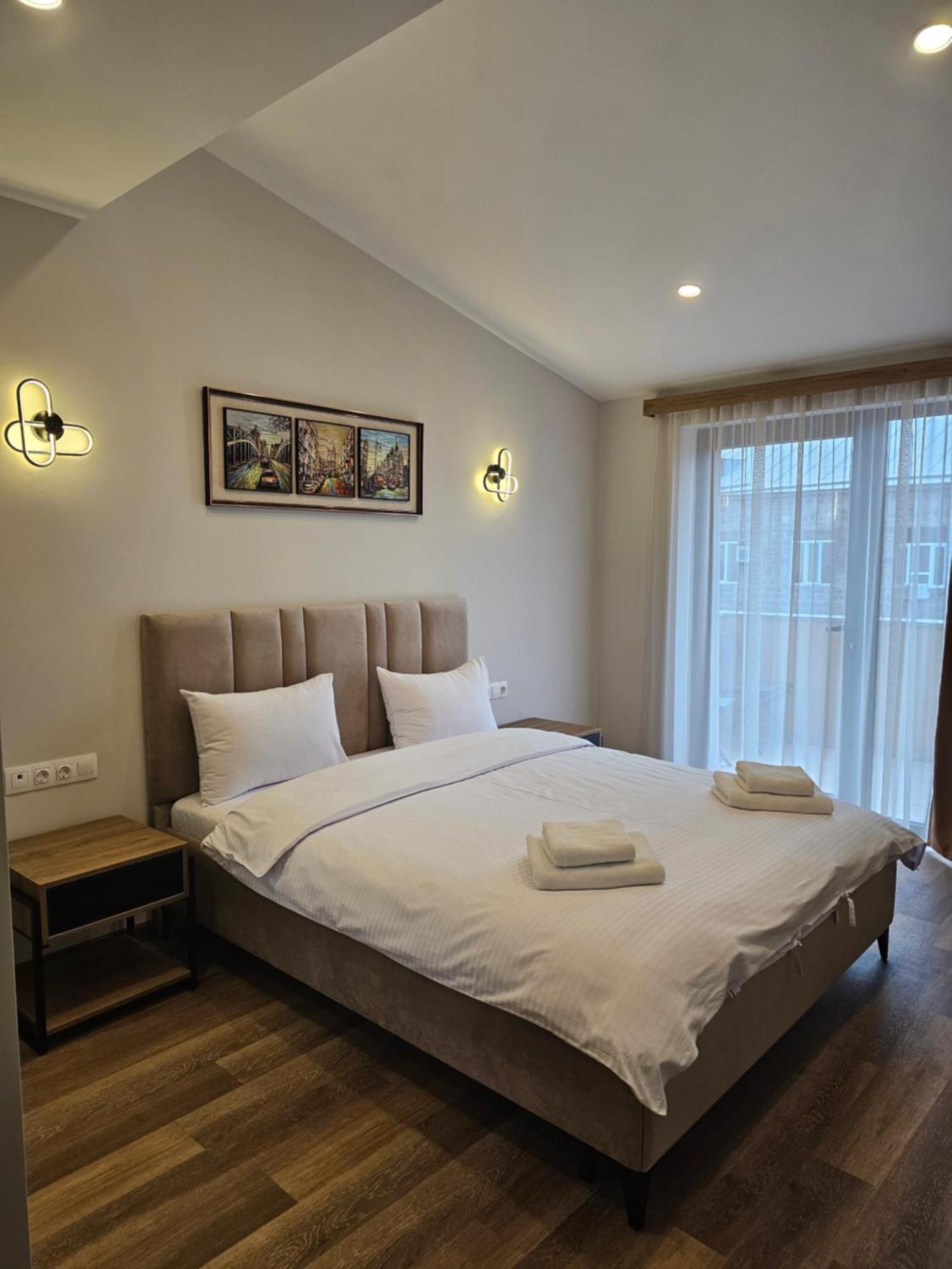 Hotel Avenue 30 Jereván Kültér fotó