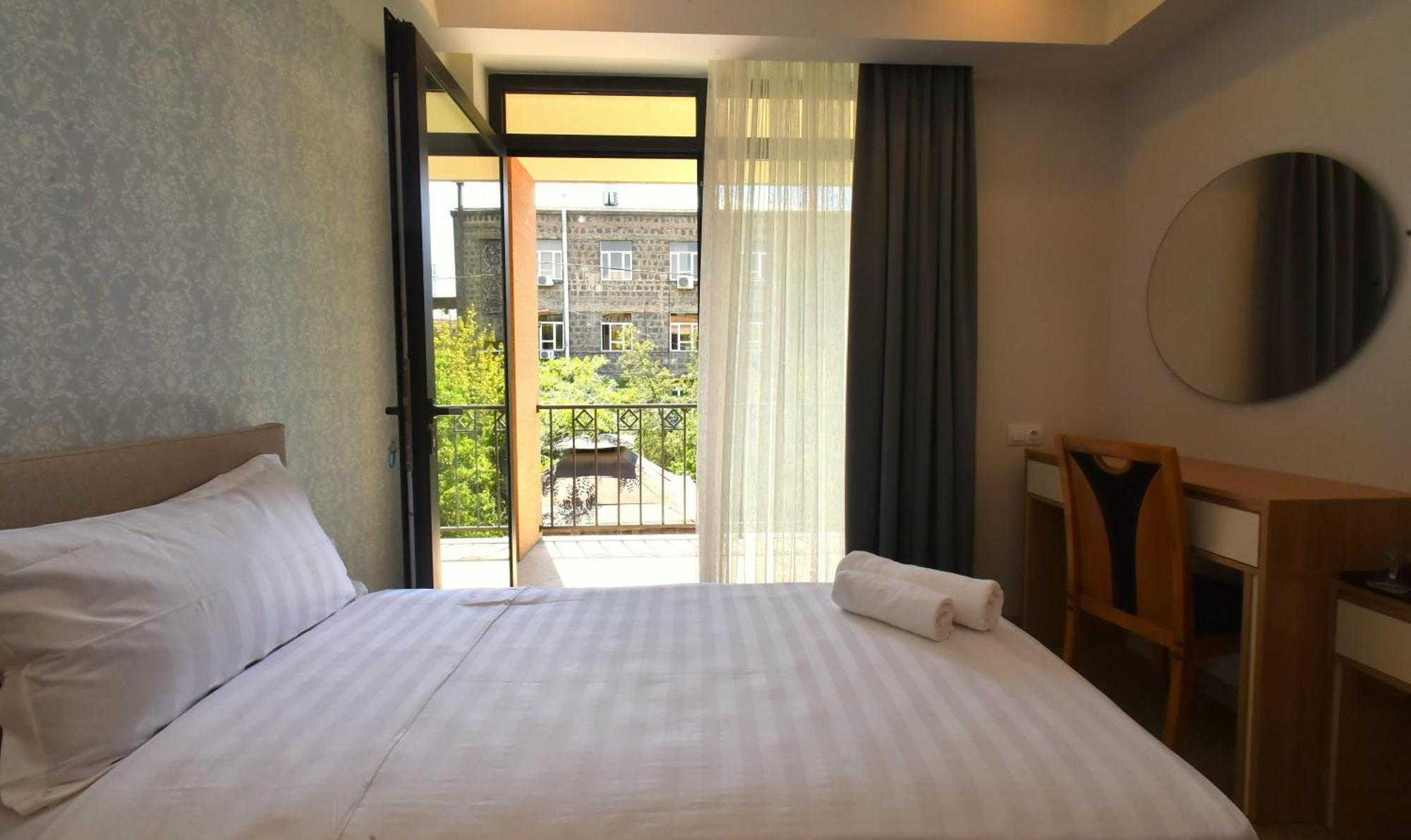 Hotel Avenue 30 Jereván Kültér fotó